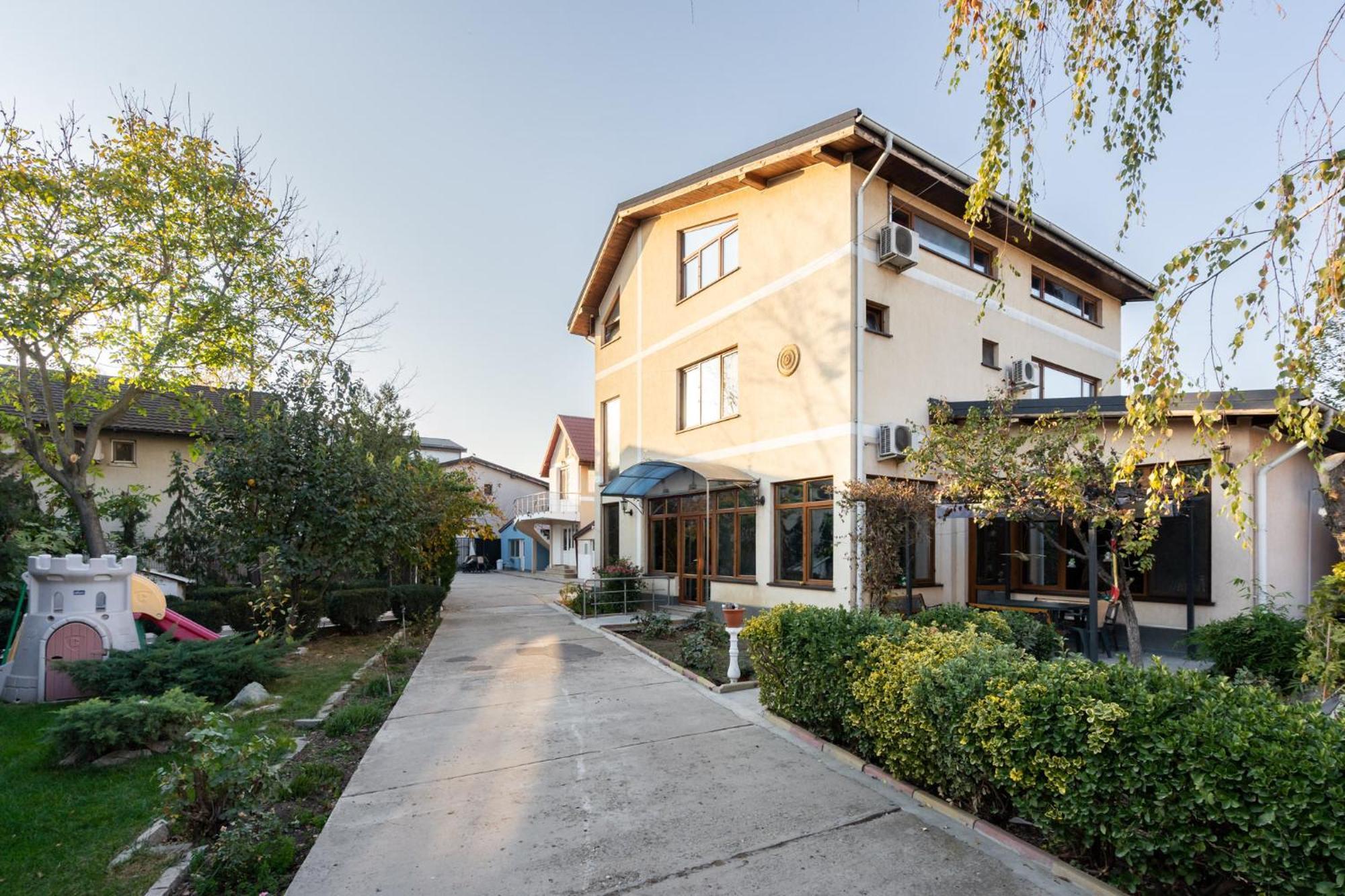 Cristalex Villaverde Bucharest Pantelimon Exterior photo