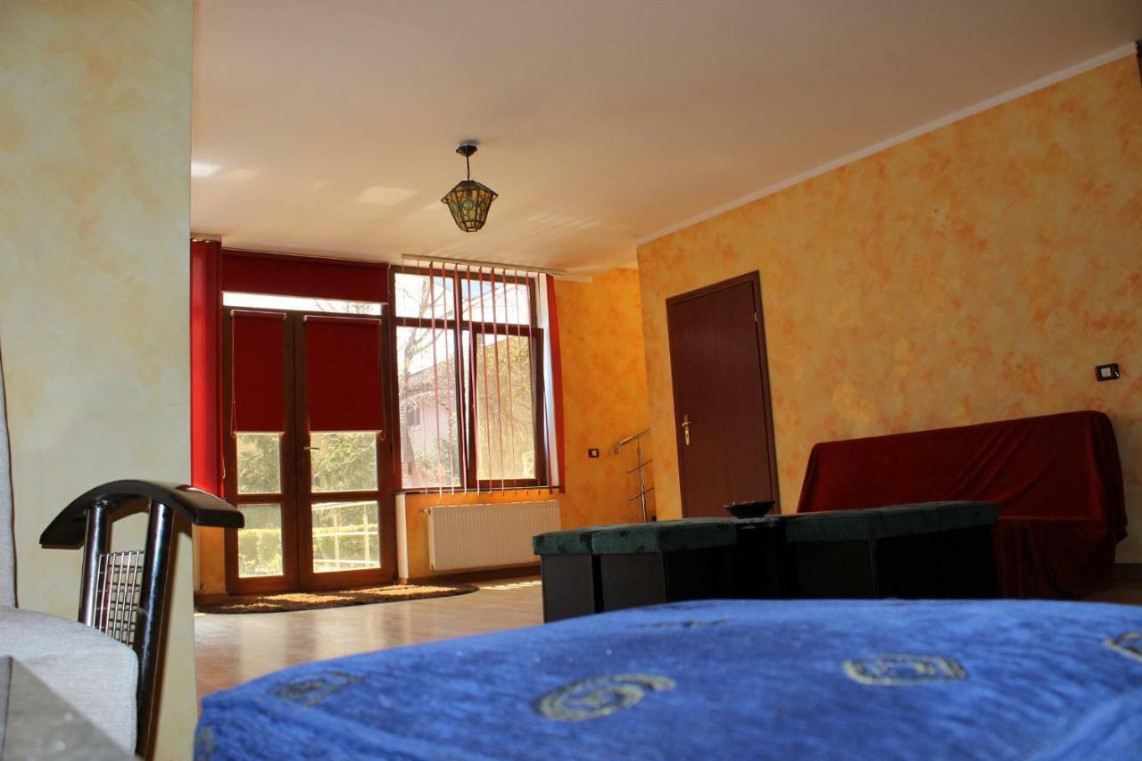 Cristalex Villaverde Bucharest Pantelimon Exterior photo