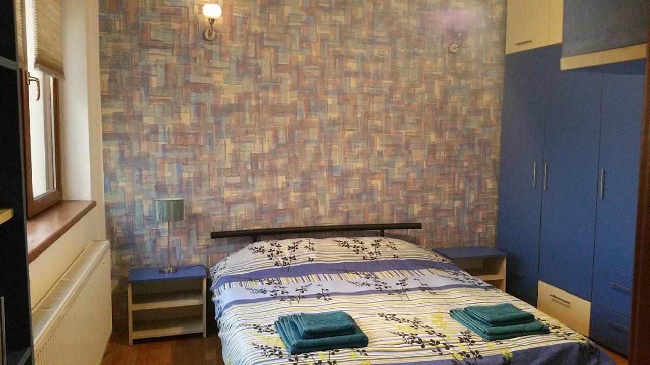 Cristalex Villaverde Bucharest Pantelimon Exterior photo